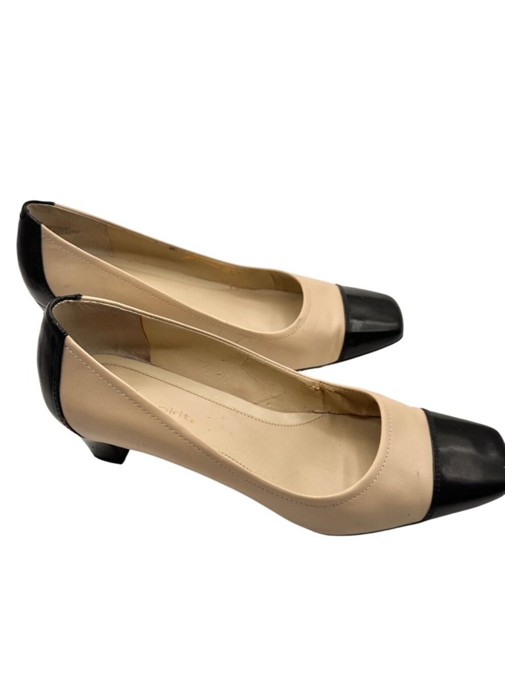 Easy Spirit Size 7.5 Beige & Black Leather Kitten Heel Pumps - Picture 3 of 14